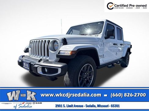 Used 2023 Jeep Gladiator Overland AWD/4WD image 14