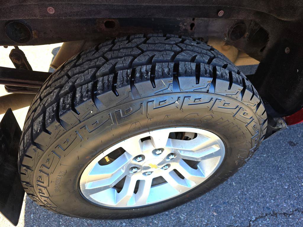 Used 2018 Chevrolet Silverado 1500 LT w/ All Star Edition AWD/4WD image 37