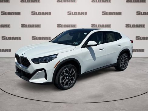 New 2026 BMW X2 xDrive28i w/ Convenience Package AWD/4WD image 1