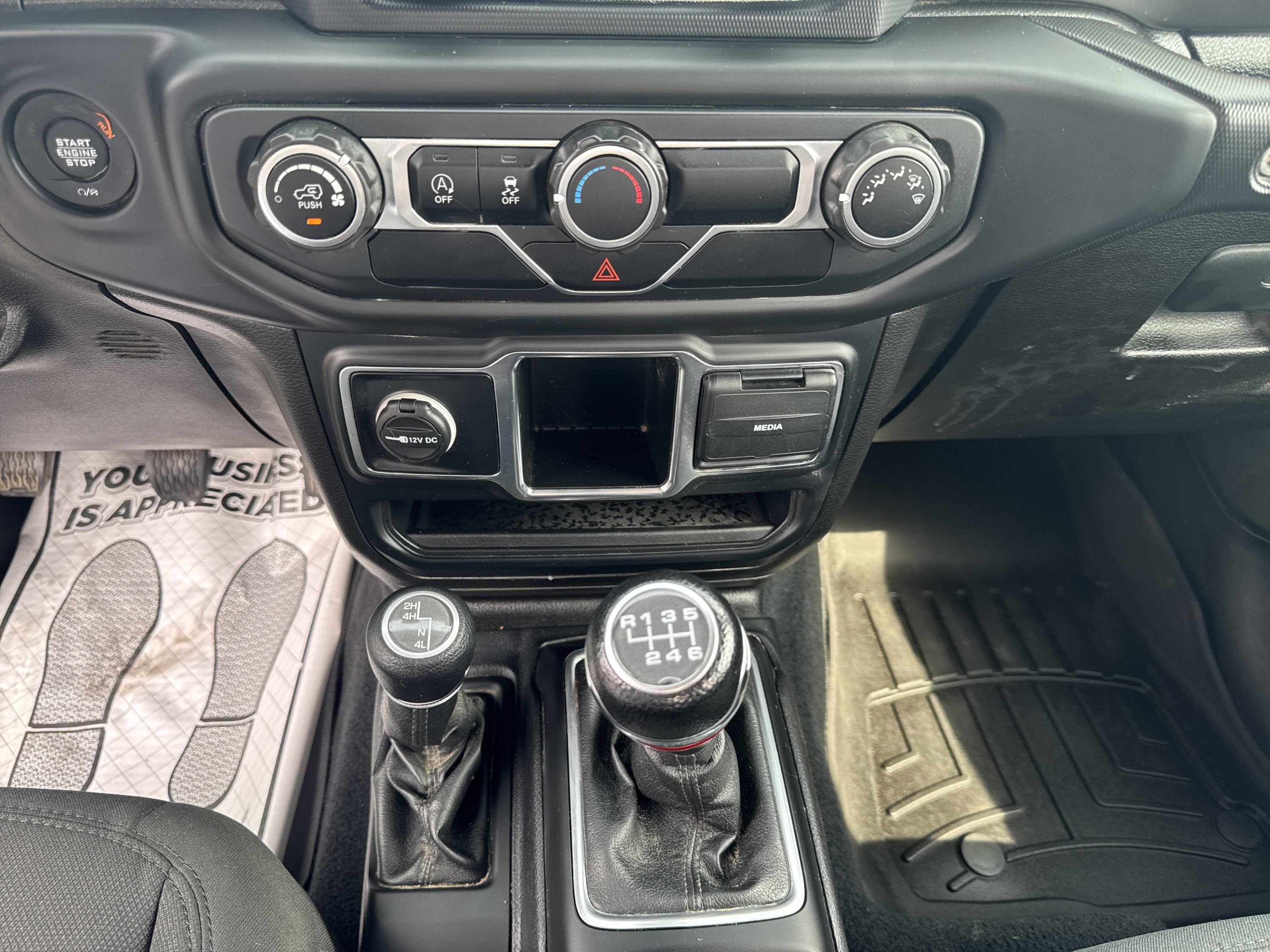 Used 2019 Jeep Wrangler Sport AWD/4WD image 15