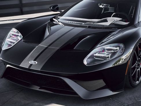 Used 2020 Ford GT Carbon Series RWD image 7
