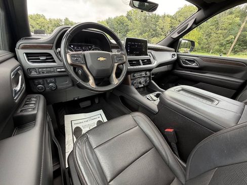 Used 2021 Chevrolet Suburban High Country AWD/4WD image 18