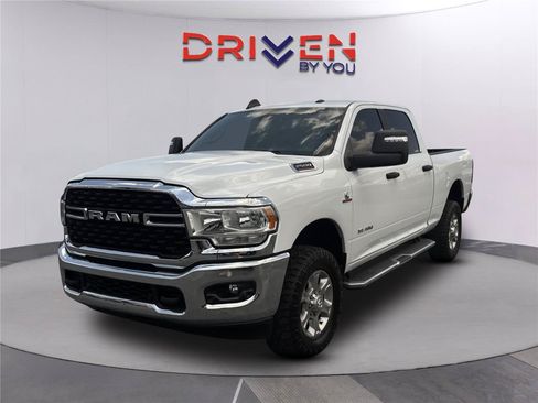 Used 2024 RAM 2500 Big Horn w/ Off Road Package AWD/4WD image 8