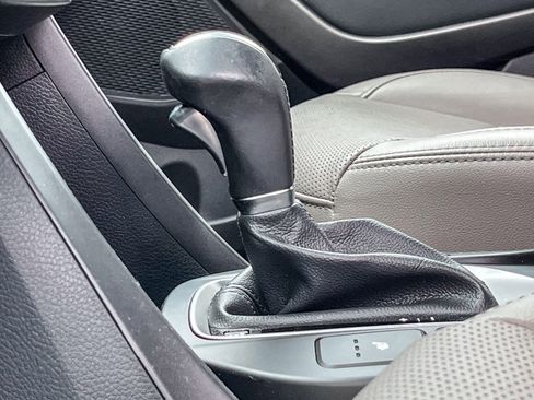 Used 2017 Hyundai Santa Fe Sport 2.0T image 21