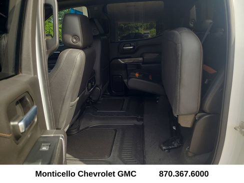 Used 2022 GMC Sierra 1500 AT4 w/ AT4 Preferred Package AWD/4WD image 30