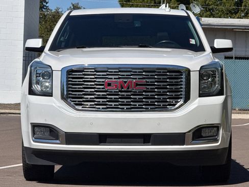 Used 2019 GMC Yukon Denali w/ Denali Ultimate Package AWD/4WD image 9