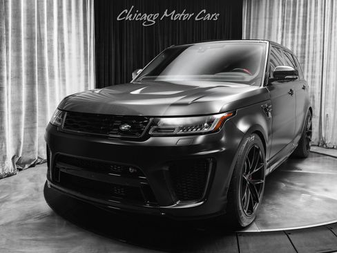 Used 2022 Land Rover Range Rover Sport SVR image 2