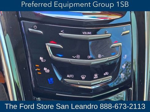Used 2018 Cadillac Escalade Luxury AWD/4WD image 23