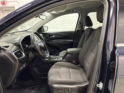 Used 2020 Chevrolet Equinox LT AWD/4WD image 15