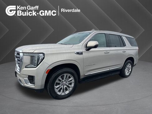 Used 2021 GMC Yukon SLT w/ SLT Premium Package image 1