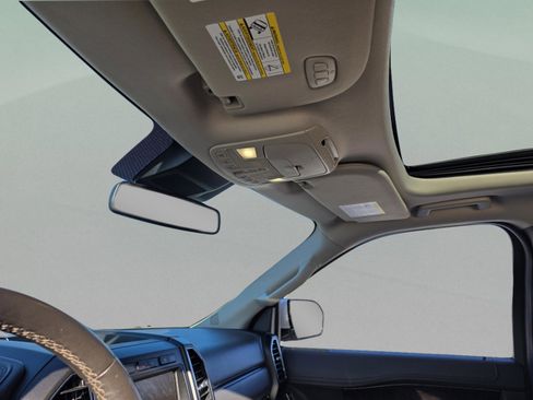 Used 2018 Ford Expedition Limited w/ Equipment Group 302A image 15