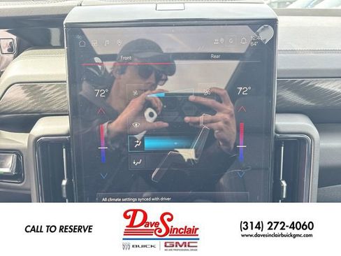 New 2026 GMC Yukon XL AT4 w/ AT4 Premium Plus Package AWD/4WD image 19