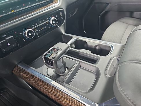 Used 2023 GMC Sierra 1500 Elevation image 30