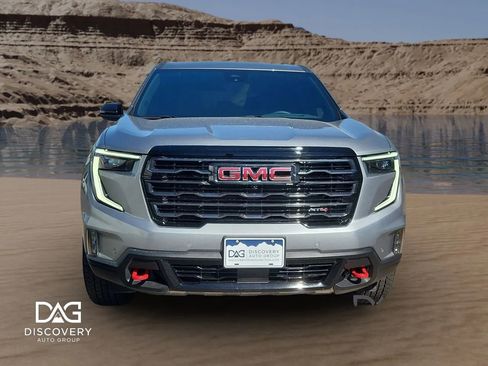 Used 2024 GMC Acadia AT4 w/ Super Cruise Package image 2