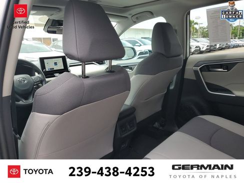 Certified 2025 Toyota RAV4 XLE w/ Convenience Package FWD image 21