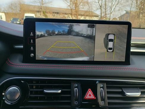 Used 2023 Genesis G70 3.3T w/ Sport Prestige Package image 34