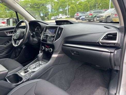 Used 2023 Subaru Forester Premium AWD/4WD image 9