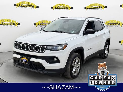 Used 2024 Jeep Compass Latitude image 1
