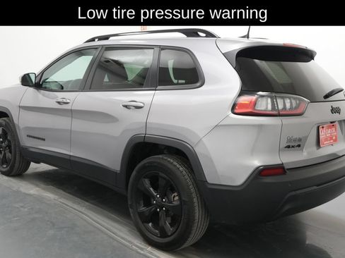 Used 2021 Jeep Cherokee Latitude Plus AWD/4WD image 6