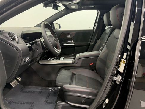 Certified 2026 Mercedes-Benz GLA 250 4MATIC image 8