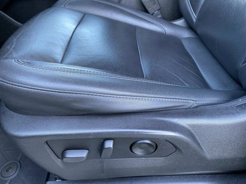 Used 2021 Chevrolet Tahoe LT image 23