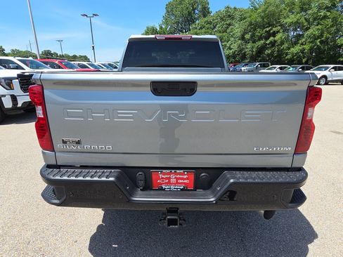 New 2026 Chevrolet Silverado 2500 Custom w/ Custom Value Package AWD/4WD image 7