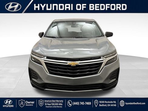 Used 2023 Chevrolet Equinox LS FWD image 2