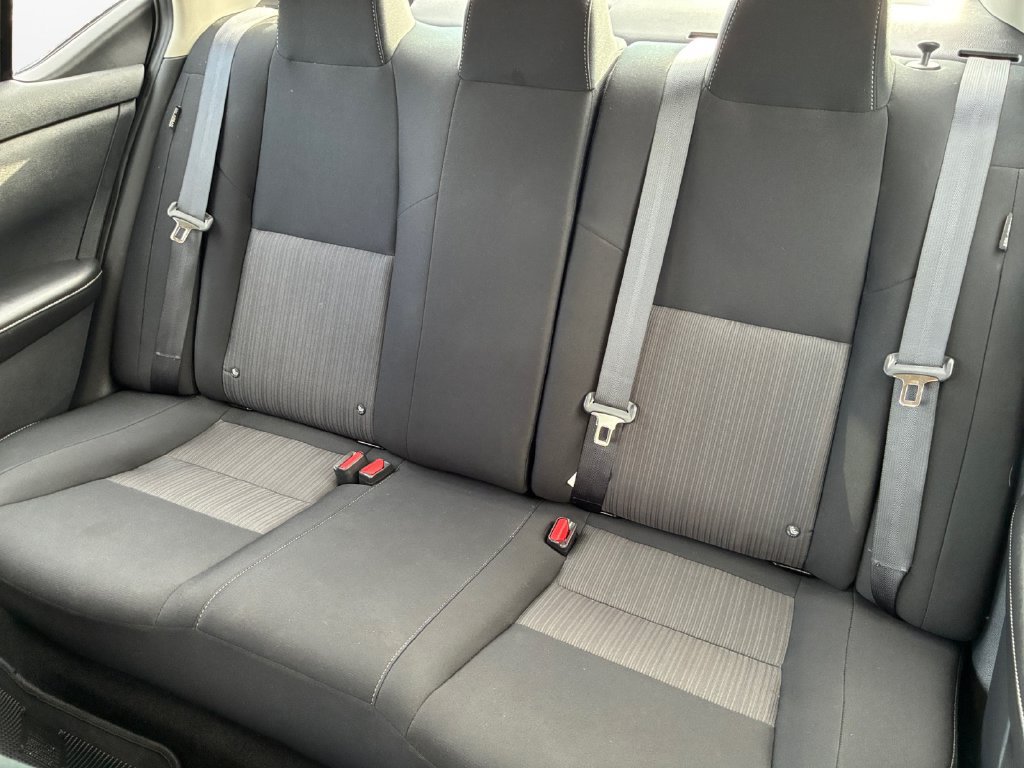 Used 2024 Nissan Sentra SV FWD image 21