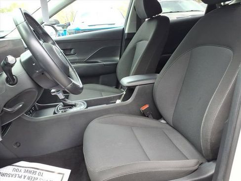 Used 2024 Hyundai Kona SEL FWD image 14