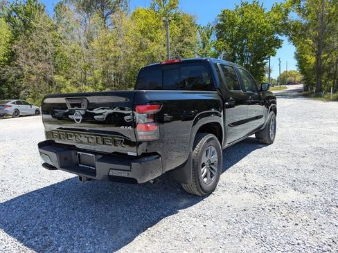 New 2026 Nissan Frontier SV image 8