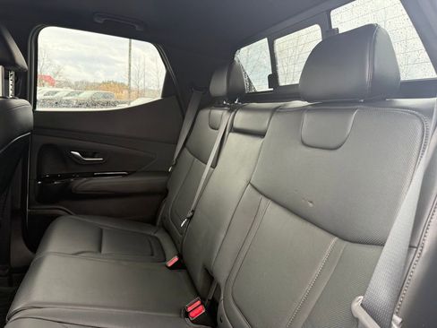 Used 2023 Hyundai Santa Cruz Limited image 10