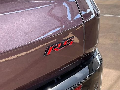 Used 2024 Chevrolet Traverse RS image 11