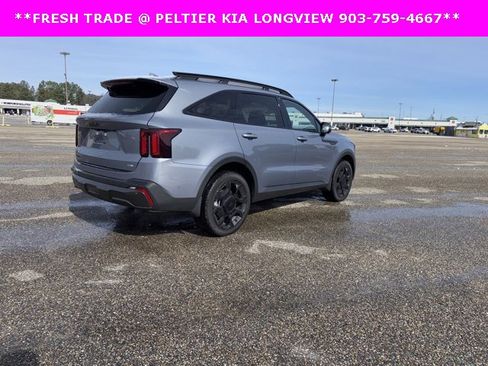 Certified 2025 Kia Sorento SX Prestige image 5