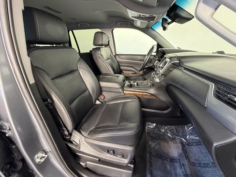 Used 2019 Chevrolet Tahoe LT AWD/4WD image 19