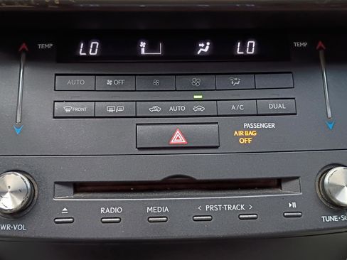 Used 2015 Lexus RC 350 w/ F Sport w/Summer Tires image 19