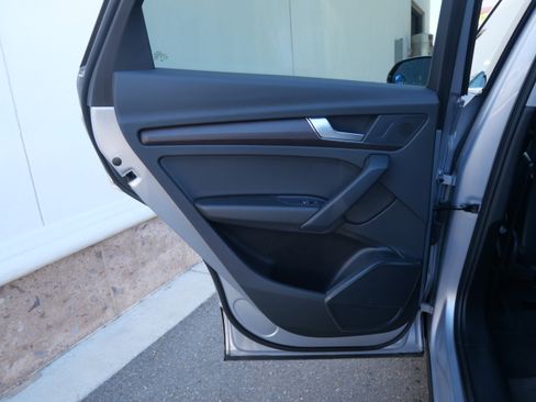 Used 2022 Audi Q5 2.0T Premium image 8