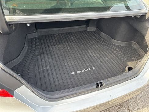 Used 2022 Toyota Camry LE image 26