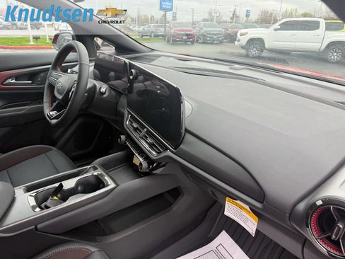 New 2025 Chevrolet Equinox EV RS AWD/4WD image 12