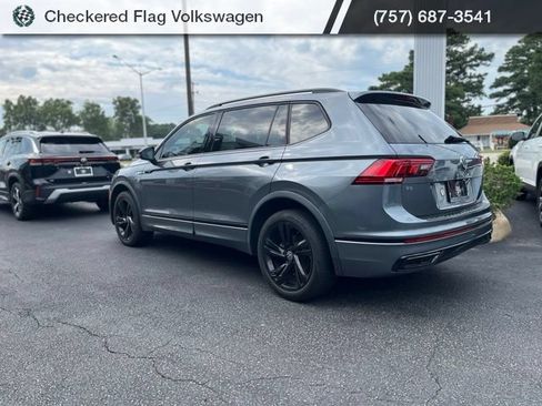 Used 2023 Volkswagen Tiguan SE R-Line FWD image 6