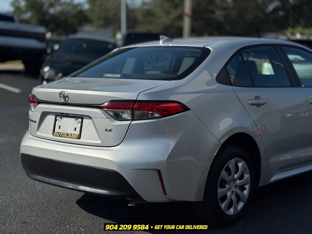 Used 2023 Toyota Corolla LE FWD image 8