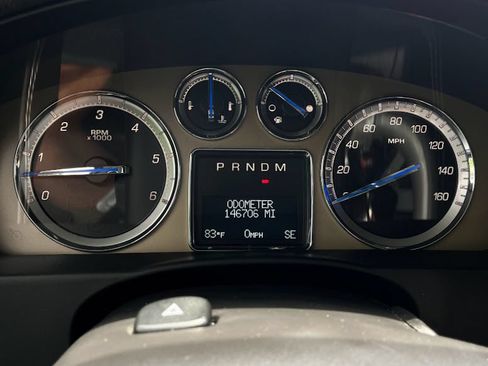 Used 2014 Cadillac Escalade Platinum AWD/4WD image 13