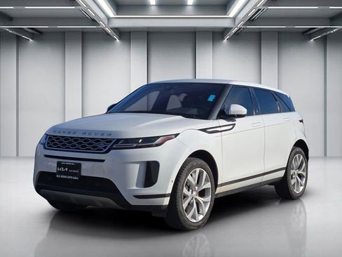 Used 2020 Land Rover Range Rover Evoque SE image 3