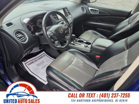 Used 2019 Nissan Pathfinder SL image 10
