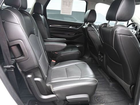 Used 2019 Buick Enclave Avenir w/ Avenir Technology Package AWD/4WD image 11