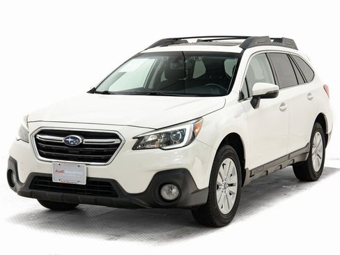 Used 2019 Subaru Outback 2.5i Premium image 29