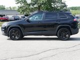 Used 2019 Jeep Cherokee Latitude Plus image 3