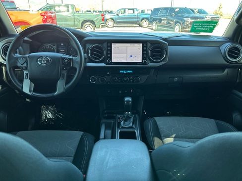 Used 2023 Toyota Tacoma TRD Off-Road image 6
