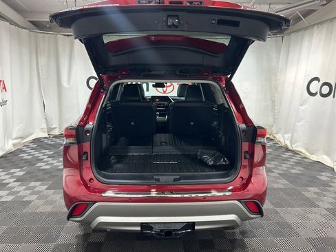 Used 2024 Toyota Highlander Platinum AWD/4WD image 20