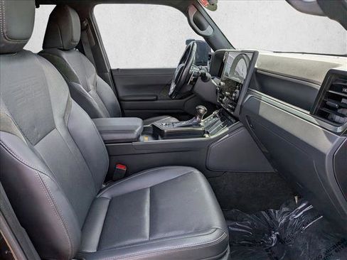 Used 2024 Lexus GX 550 AWD/4WD image 30