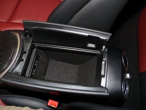 Used 2023 Mercedes-Benz GLC 300 4MATIC Coupe image 46